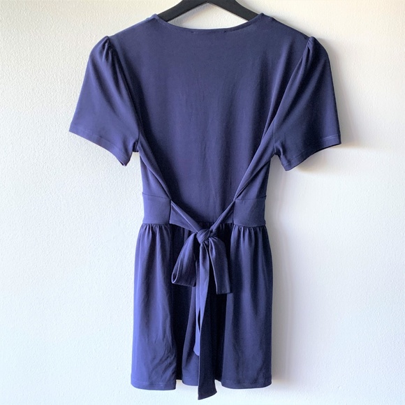 Michael Michael Kors V-neck Puff Sleeve Top Small - Picture 6 of 8